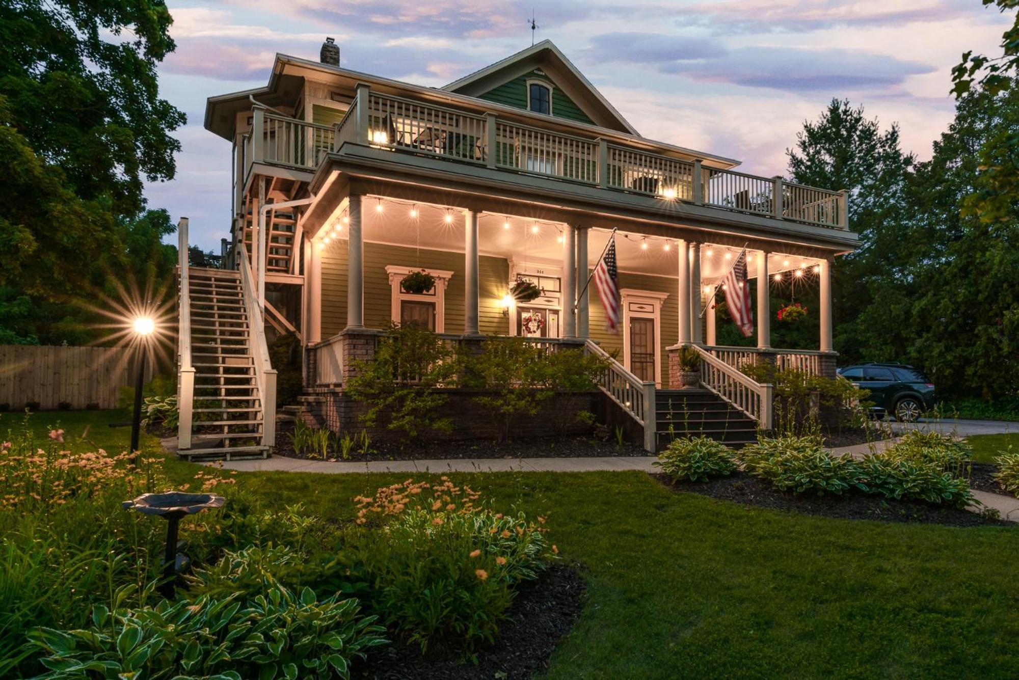 The Foxglove Inn Sturgeon Bay Extérieur photo